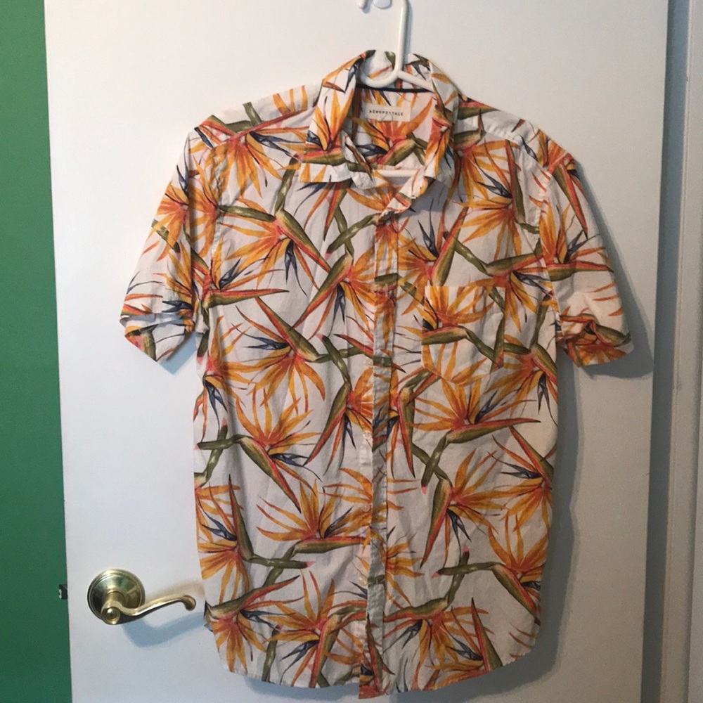 Men’s floral print button down shirt